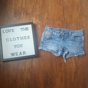 🎉Free with any purchase.Amethyst blue jean shorts